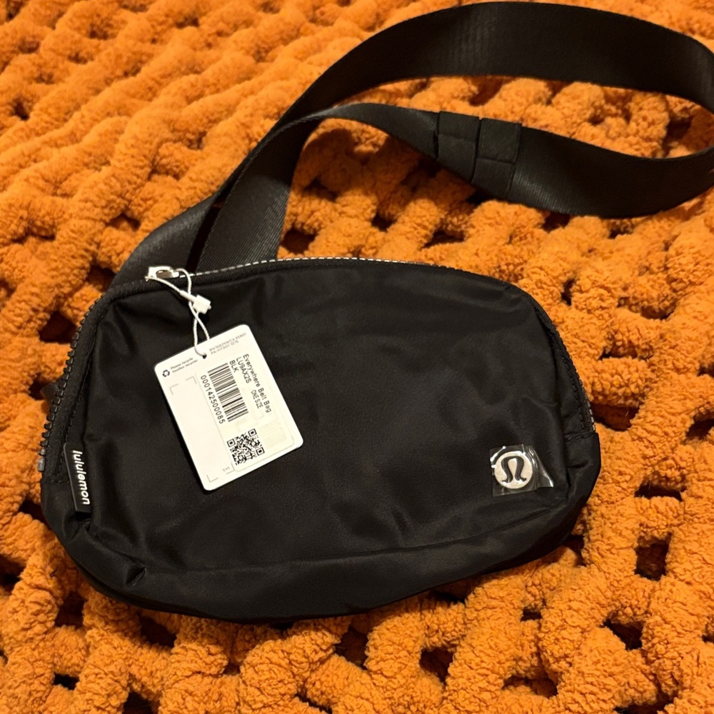 lululemon athletica Black Belt Bag